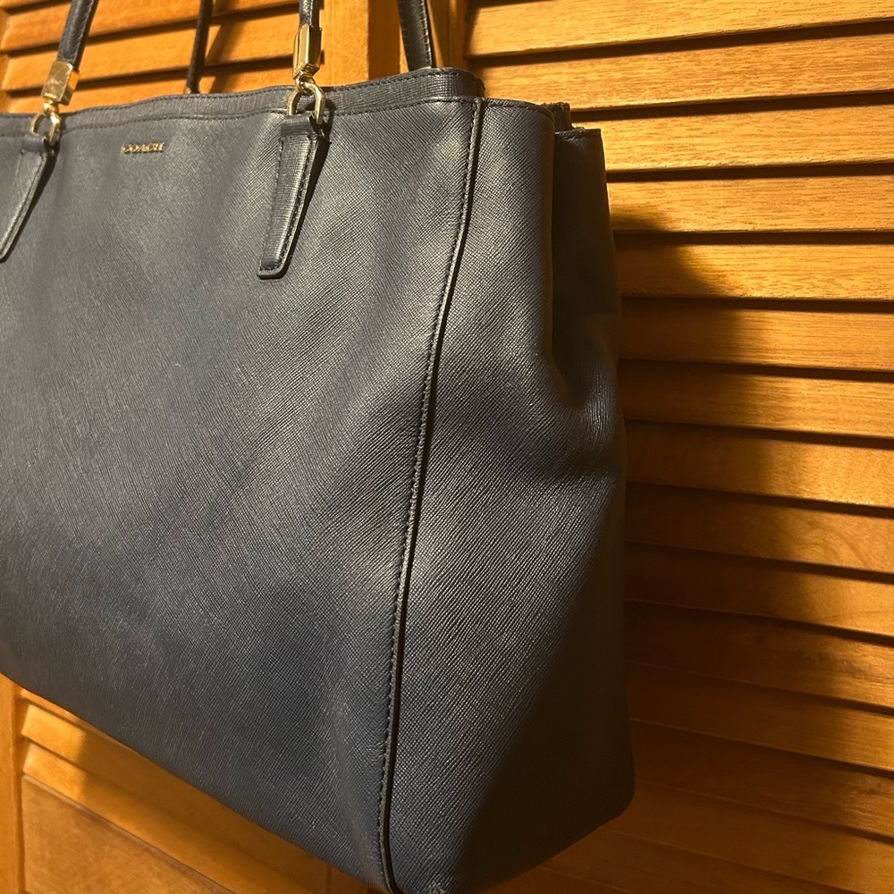 Coach Navy Blue Large Leather Tote Bag - Picture 7 of 12